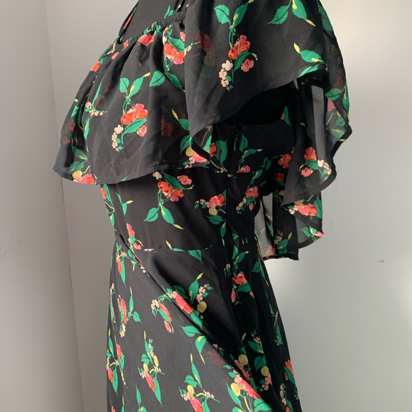 Vanessa Virginia shoulder dress 6 - Picture 3 of 10